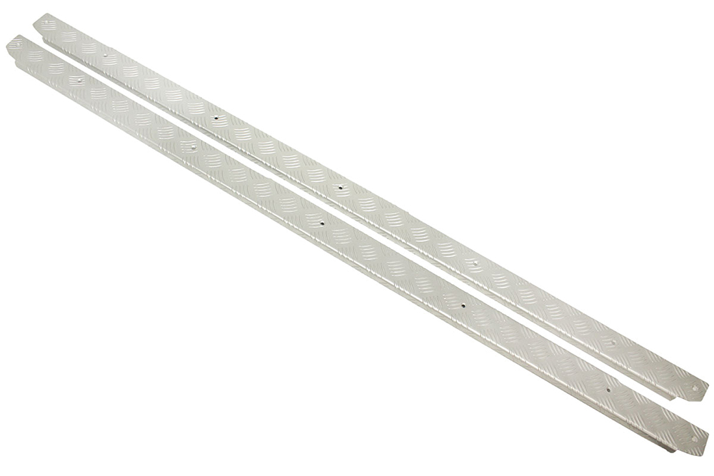 TF8223