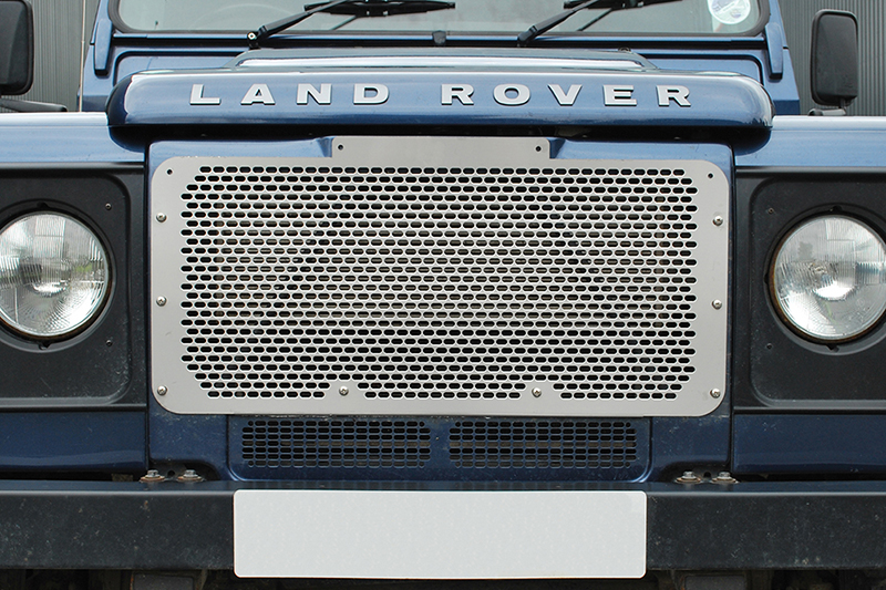 REJILLA FRONTAL DEFENDER