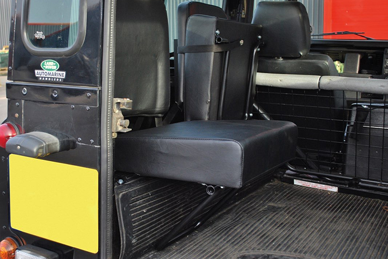 ASIENTO TRASERO ABATIBLE DEFENDER