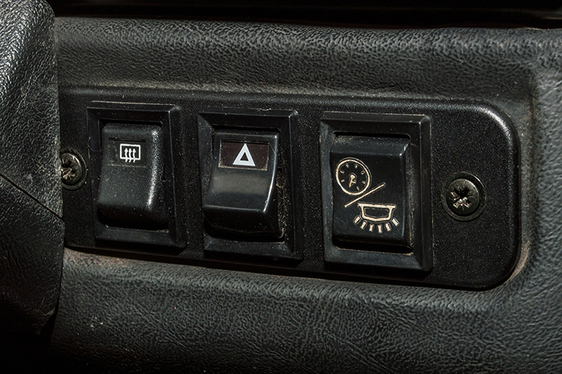INTERRUPTOR DE PANEL DE ALUMINIO NEGRO